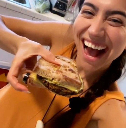 Influencer Sara Baldoni with a Kelp Burger smiling